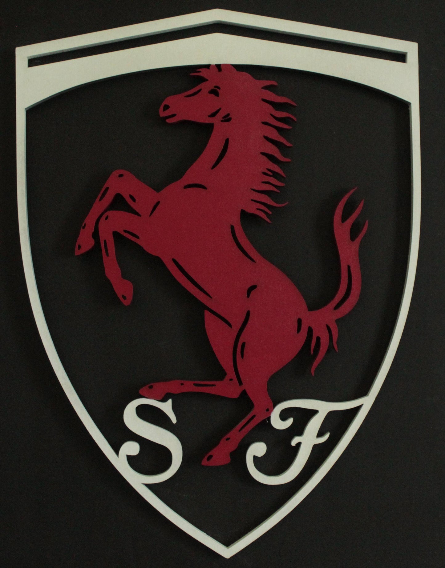 Cadre mural artisanal en bois 40x40cm Ferrari